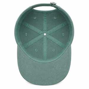 Gorra Deportiva Premium de 5 Paneles con Logotipo de Corona Bordado en 3D, Cierre a Presión, Visera Plana Ajustable - Product Image 5