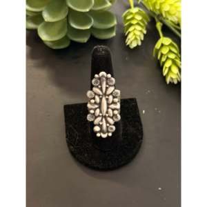 Anillo de Plata de Ley con Incrustaciones de Piedras Preciosas Leroy James, Diseño Moderno para Enamorados, Baño de Rodio, Estilo Religioso Clásico, Corte Fino, Talla 8.25 - Product Image 1