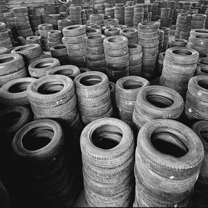 บริษัทขายส่งยางรถยนต์มือสองและยางรถยนต์ใหม่คุณภาพสูงสำหรับรถยนต์และรถบรรทุก ซื้อได้พร้อมจัดส่งรวดเร็ว - Product Image 6