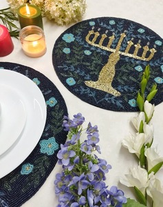 Hot Selling Eco-Friendly Luxury Floral Beaded <b>Table</b> <b>Mat</b> Charger Plate Place <b>Mats</b> for Home Wedding Parties Festive Decor - Product Image 4