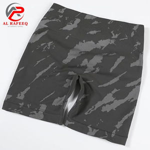 Pantalones cortos de Yoga de cintura alta para mujer Pantalones de compresión de desgaste activo de estilo motorista sin costuras con estampado digital sólido de glúteos fruncidos - Product Image 4