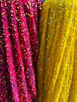 Tissu en velours de luxe avec des embellissements de paillettes complexes et des techniques de tricot tissé, collection de création de mode 2025 par HitJem