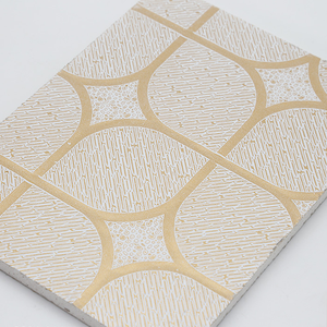 Película <span class=keywords><strong>de</strong></span> <span class=keywords><strong>PVC</strong></span> en relieve <span class=keywords><strong>de</strong></span> fabricante <span class=keywords><strong>de</strong></span> China <span class=keywords><strong>para</strong></span> diseños <span class=keywords><strong>de</strong></span> techos falsos, baldosas <span class=keywords><strong>de</strong></span> yeso, laminación <span class=keywords><strong>de</strong></span> tablero <span class=keywords><strong>de</strong></span> yeso - Product Image 5