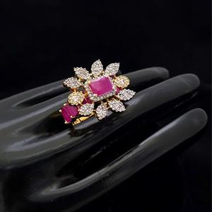 Anillo ajustable con acabado blanco y dorado de la mejor calidad a la moda con clase para función y colección de ropa de boda para fiesta para mujer - Product Image 2