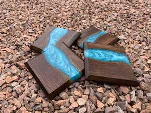 Design de luxe meilleur sous-verre en bois d'acacia en résine époxy fait à la main en bois boisson thé sous-verre de l'Inde par l'artisanat de qualité - Product Image 4