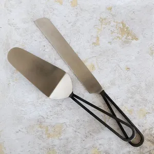 Ensemble de serveur à gâteau, spatule et couteau à dessert en acier inoxydable doré tendance avec manche MOB pour les restaurants et les fournisseurs d'articles de table - Product Image 5