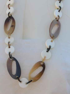 Collier de bijoux en perles de corne véritable fait à la main collier indien pour dames mode bijoux en perles faits à la main par glowin fashion - Product Image 3