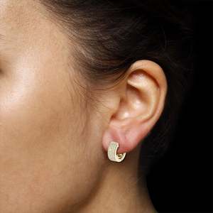 Boucles d'oreilles créoles articulées en or massif 14 carats avec diamants de laboratoire taille brillant rond, bijoux de mariée imposants pour occasions de mariage - Product Image 4