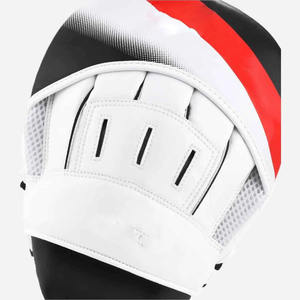 Manoplas de enfoque ganadoras hechas a medida Entrenamiento profesional Almohadillas de enfoque curvas Manoplas de boxeo personalizadas OEM - Product Image 5