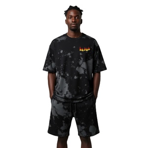 Ensemble d'été pour homme, chemise et short décontractés et respirants, tenue d'été confortable, idéale pour les vacances à la plage, en vente en ligne et en magasin. - Product Image 1