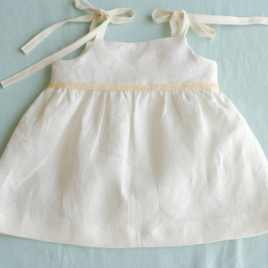 Vestido de lino suave bordado a mano para niñas, estilo informal para el primer cumpleaños de niños pequeños, OEM hecho en Vietnam - Product Image 5