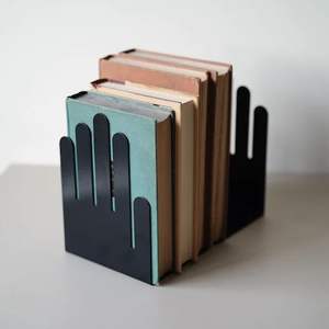 Sujetalibros de metal únicos hechos a mano con diseños de silueta artística ideales para exhibir libros en hogares, oficinas y bibliotecas - Product Image 3