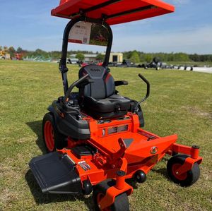 Tondeuse à gazon Kubota ZD1211 à braquage zéro disponible à la vente. - Product Image 6
