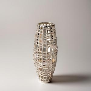 Florero de metal de aluminio minimalista moderno con acabado brillante - Product Image 4