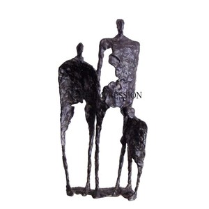 Sculpture en aluminium moulé de qualité supérieure de figurines humaines pour la décoration de votre maison de manière élégante du fournisseur indien - Product Image 3