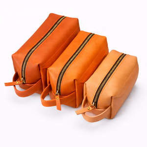 Bolsa de Aseo Colgante de Cuero Genuino, Nuevo Diseño Simple de Color Sólido, Bolsa de Viaje Grande Resistente al Desgaste - Product Image 2