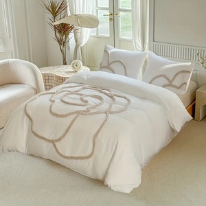 Juego de Sábanas de 3 Piezas de Poliéster Reversible, Duradero, para Todas las Temporadas, con Diseño Moderno, Color Beige Rosa, Acolchado, Suave y Agradable al Tacto - Product Image 5