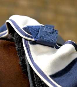 Couvertures de cheval personnalisées de qualité supérieure, imperméables, respirantes, durables, couvertures d'équitation, fabrication sur mesure, vente en gros - Product Image 5