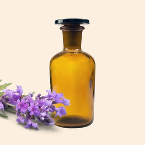 Hydrolat de lavande | Eau florale | Distillé à la vapeur pure | pour les soins de la peau, les cheveux et l'utilisation aromatique | Paquet de 1 litre - Product Image 1