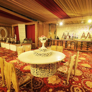 Table console de découpe Jali blanche pour mariage - Product Image 3