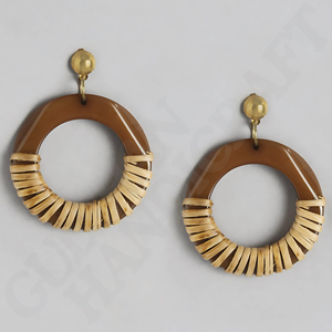 Pendientes colgantes de ratán de madera ligeros Joyas de declaración natural para estilo bohemio elegante e informal para niñas - Product Image 4