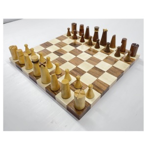 Échiquier en bois de qualité supérieure avec pièces d'échecs en métal - Product Image 3
