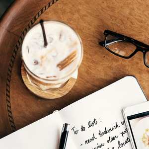 Posavasos de madera de mango cuadrado de la mejor calidad, posavasos de madera natural minimalista para interiores de casas modernas y posavasos de piedra - Product Image 2