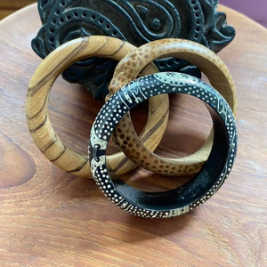 Cada brazalete y pulsera de madera de diseño único tamaño personalizado pulseras de madera brazalete hecho a mano flor brazalete de madera - Product Image 3