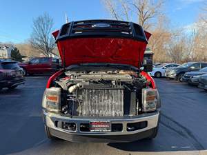 Camioneta de Remolque Usada en Buen Estado, Ford F-550 Super Duty XLT 2008, Cabina Simple, 4x4, 30300 Millas, Transmisión Manual de 6 Velocidades, Motor Turbodiésel V8, Plataforma Plana - Product Image 6