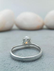 แหวนเพชรมอยส์ซาไนต์สำหรับงานหมั้นเพชร925เงินและแล็บเครื่องประดับชั้นดีได้รับการรับรองว่าเจียระไนแบบหรูหราชุบเงิน - Product Image 4