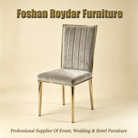 Chaise de salle à manger en velours avec cadre en métal doré pour location d'événements de mariage, mobilier de banquet, chaise de fête
