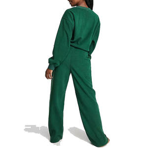 Sweat-shirt à épaules tombantes et pantalon évasé 2 pièces pour femmes vêtements de sport coupe-vent survêtements surdimensionnés femme - Product Image 2