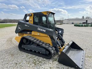 รถตักล้อยาง John Deere 331P แบบ Skid Steer Loader สำหรับงานหนัก ขนาดกะทัดรัด พร้อมความสามารถรับน้ำหนักสูง ราคาดี - Product Image 3