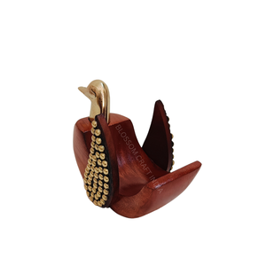 Juego de 4 Posavasos de Madera de Sheesham con Diseño Único de Cisne y Pato, Hechos a Mano, para Té, Café, Agua y Vasos - Product Image 6