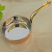 Poêle de service à sauce en cuivre martelé en acier inoxydable de qualité supérieure avec poignée en laiton