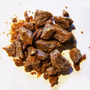 Fabricant en gros d'usine de baume du Pérou huile essentielle 100% pure et naturelle de qualité supérieure baume du Pérou huile essentielle d'Inde - Product Image 2