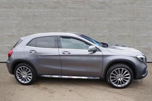 MERCEDES-BENZ GLA 1.6 GLA180 AMG LINE EDITION 2020 USADO EN BUEN ESTADO, VOLANTE A LA IZQUIERDA/DERECHA - Product Image 5