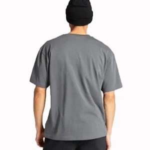 เสื้อยืดสตรีทแวร์สำหรับผู้ชายเสื้อยืดโอเวอร์ไซส์ไหล่ตกไหล่ทรงหลวมโลโก้พิมพ์ลายสกรีนได้ตามต้องการ - Product Image 6