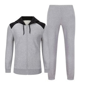Vêtements de sport de couleur unie pour hommes style tendance de qualité supérieure ensembles de survêtements personnalisés en coton et polyester pour hommes avec fermeture à glissière de fitness à séchage rapide et mince - Product Image 6