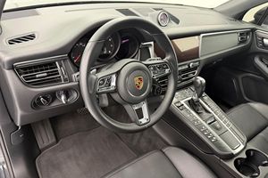 Porsche Macan GTS 2021 Impecable - Product Image 4