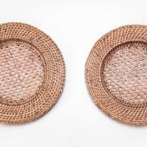 Plaque de chargeur en rotin métal minimaliste Vintage de 13 pouces, plaque de chargeur en rotin occidental, plaque de chargeur bohème, plaque de chargeur de mariage - Product Image 2