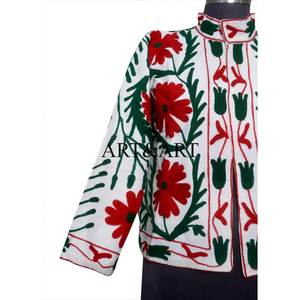 Veste d'hiver matelassée pour femme, vintage, brodée au style Suzani, respirante, écologique, en tissu de coton de type duck, séchage rapide, veste de travail Suzani - Product Image 4