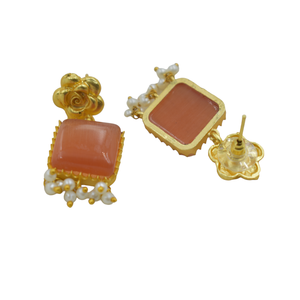 Dernières tendances boucles d'oreilles en laiton plaqué or avec pierre Boucles d'oreilles plaquées or 18 carats Boucles d'oreilles pour femmes bijoux tendances Boucles d'oreilles pour femmes - Product Image 3