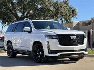 CADILLAC ESCALADE SPORT SUV V8 2025 d'occasion en excellent état avec sièges en cuir et caméra - Product Image 5