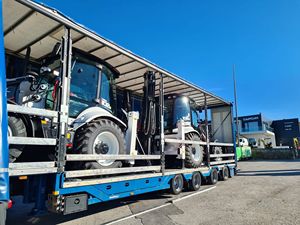 รถตักล้อยางไฮโดรมีค รุ่น HMK 102B ขนาดเล็ก พร้อมเครื่องยนต์ CAMC แรงบิดสูง ได้รับการรับรองมาตรฐาน EPA และ CE พร้อมจำหน่าย - Product Image 3