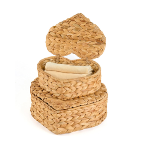Vente en gros de boîte de rangement naturelle en forme de cœur en jacinthe d'eau, organisateur, boîte de rangement d'accessoires pour la décoration intérieure fabriquée au Vietnam - Product Image 1