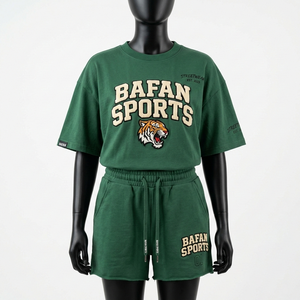 Ensemble haut et short en coton éponge premium 240 GSM, vert, avec logo brodé en chenille, personnalisable - Product Image 3