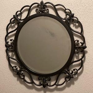 Nouveauté Miroirs muraux design en métal utilisés pour la décoration du salon Design personnalisé de bonne qualité - Product Image 1