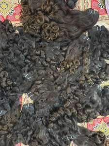 Extensions de cheveux humains en mèches, cheveux indiens de temple 100% naturels, bouclés, cuticules alignées, non traités - Product Image 4