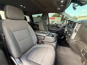 รถกระบะขนาดใหญ่รุ่น Custom Trail Boss ปี 2024 เครื่องยนต์สมบูรณ์แบบ เกียร์อัตโนมัติ ทนทาน พร้อมแผ่นรองพื้นกระบะ สำหรับการขนส่งและการผจญภัย นำเข้าจากญี่ปุ่น - Product Image 4